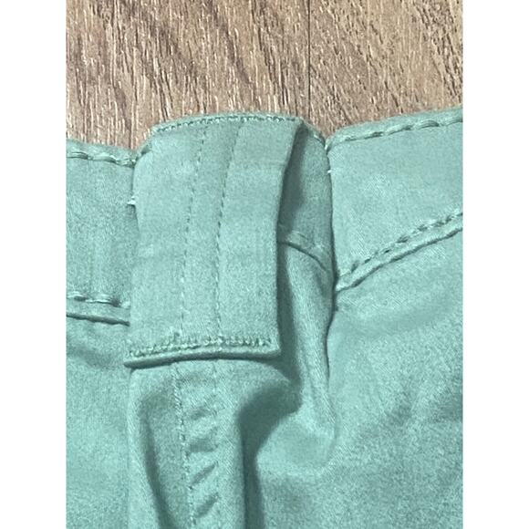 WOOLRICH Women’s Green Denim Capris Pockets Zipper Button Size 8 - Picture 4 of 5